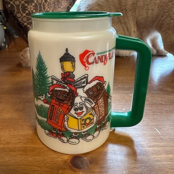 Candylane Hershey Amusement Park Christmas Cup Mug Plastic Souvenir Pennsylvania - Picture 2 of 4